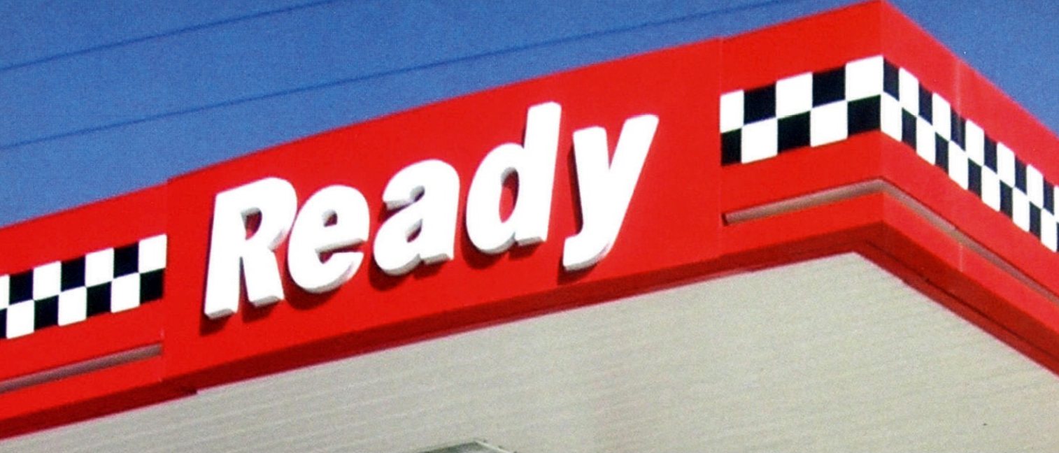 Ready: Akaryakıt kanopi giydirme · Kutu harf